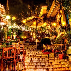 Athens by night (Plaka)